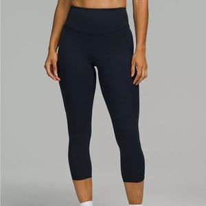 Lululemon Base Pace High-Rise Crop 23"